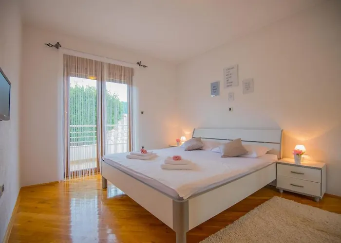 Villa Tea In Imotski, Private Pool